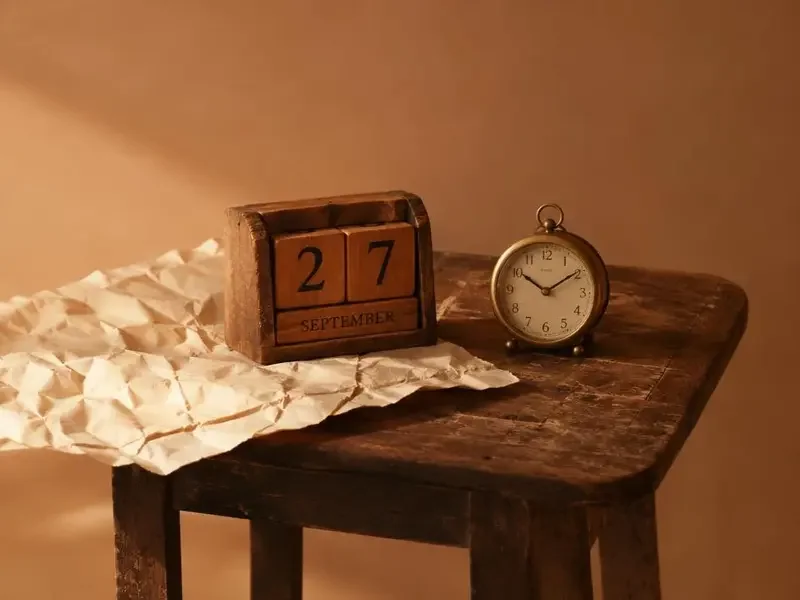 剧组「停工」传闻里的数字，为什么对不上 文章封面图